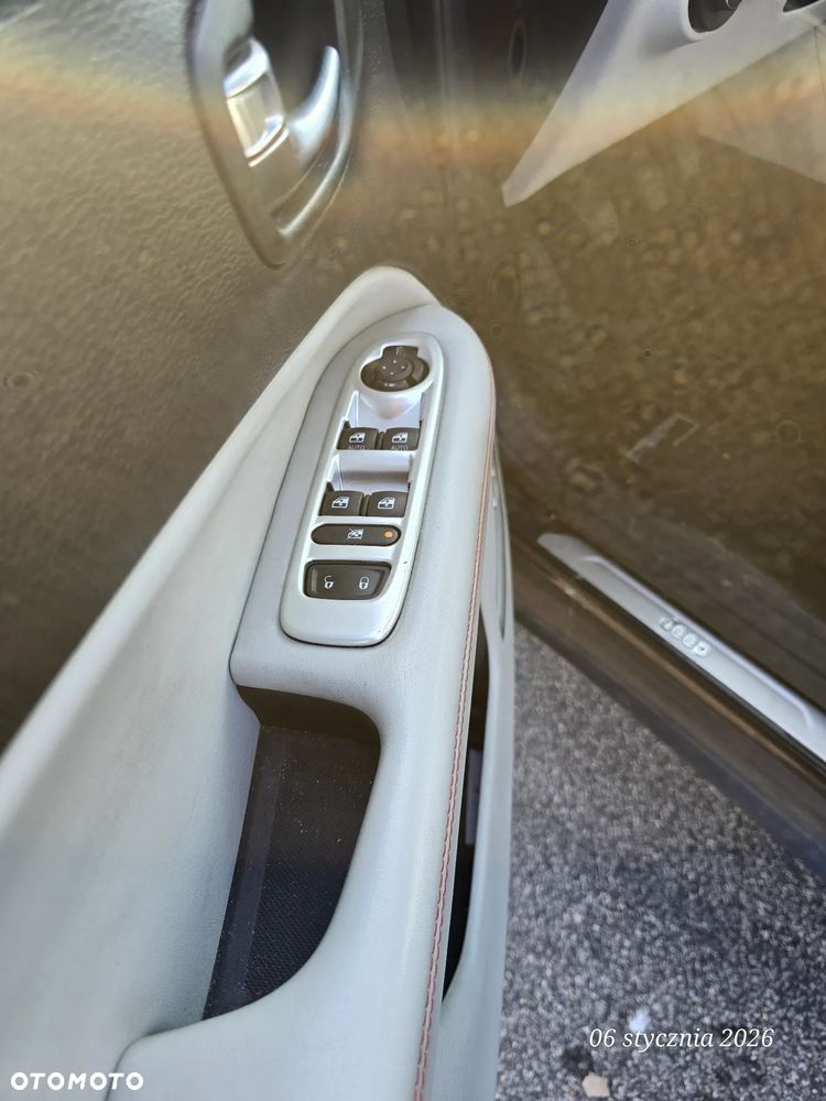 Jeep Compass 1.4 TMair Limited FWD S&S - 27