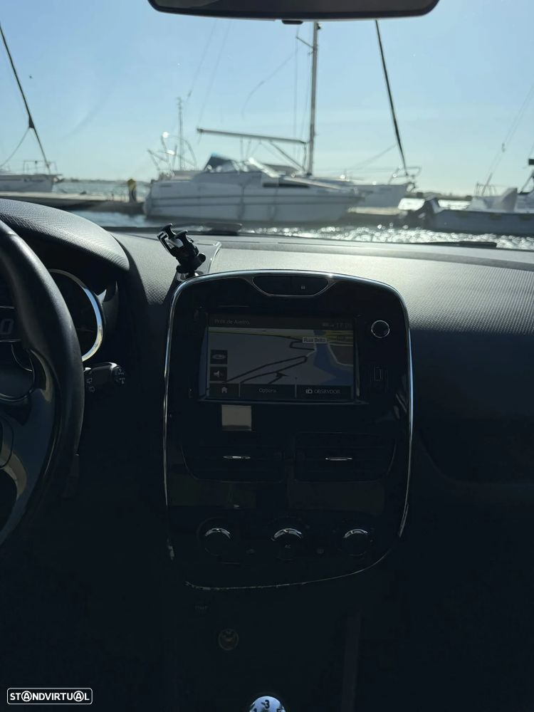 Renault Clio TCe 90 Limited - 11