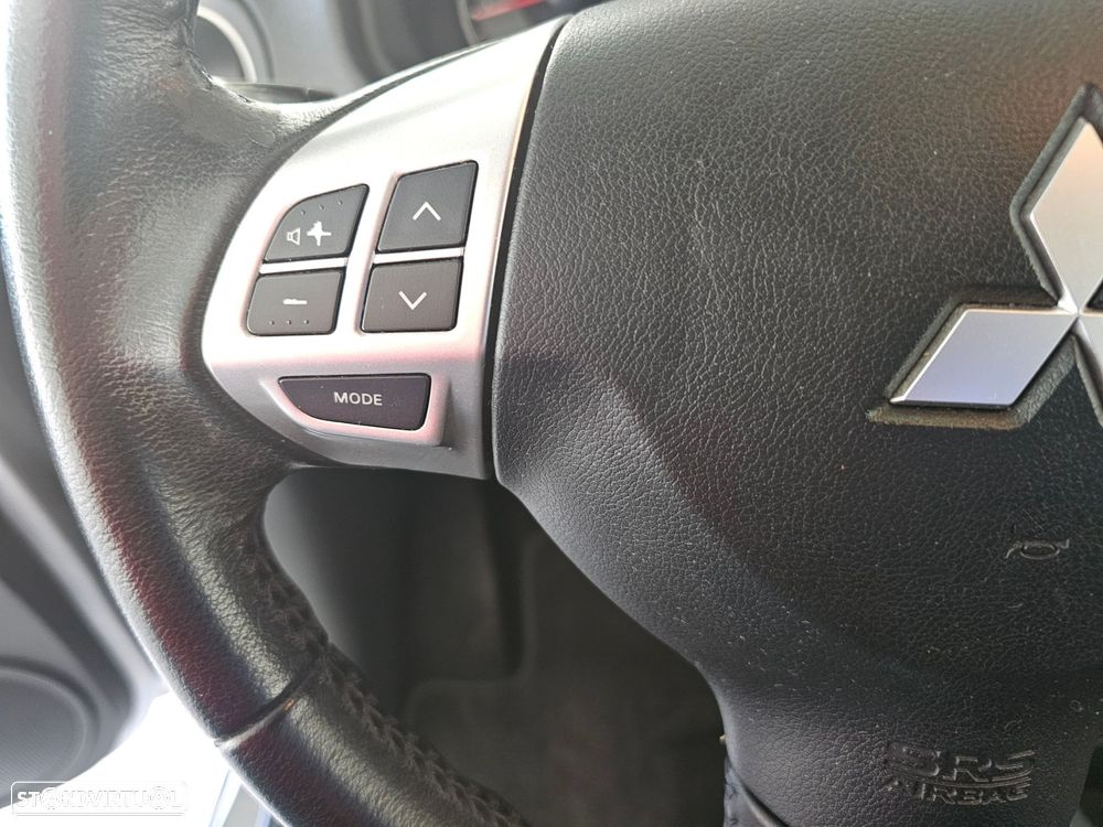 Mitsubishi Colt 1.3 Instyle CA - 27
