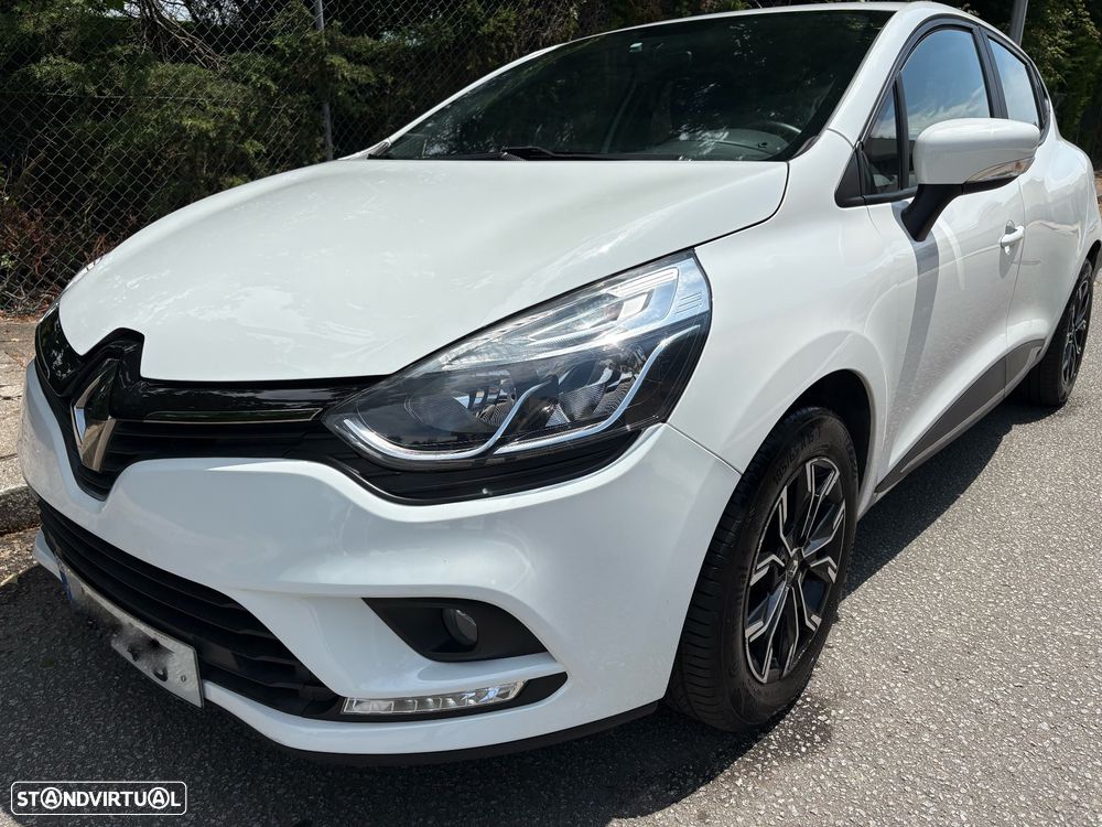 Renault Clio 0.9 TCe Limited - 22