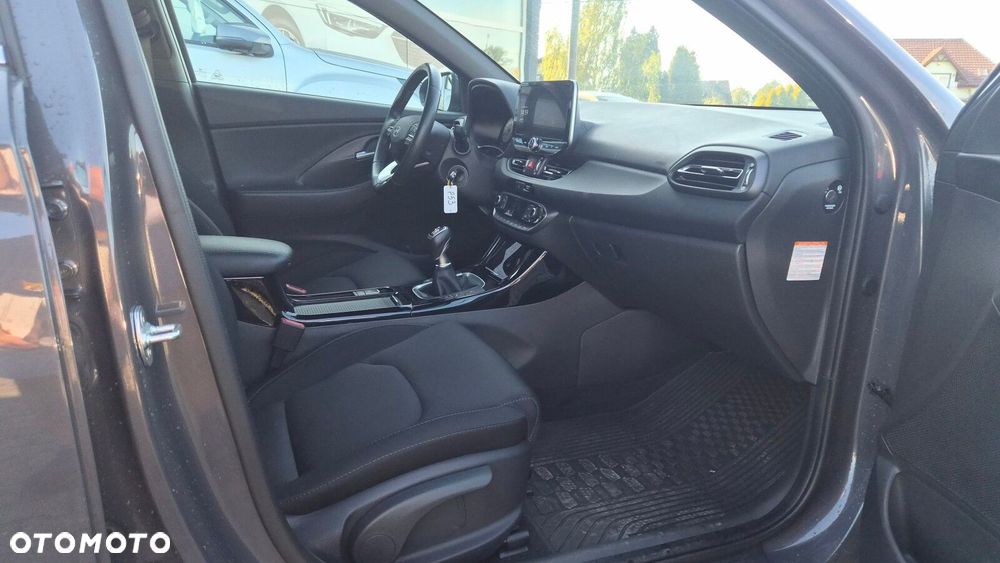 Hyundai i30 - 21