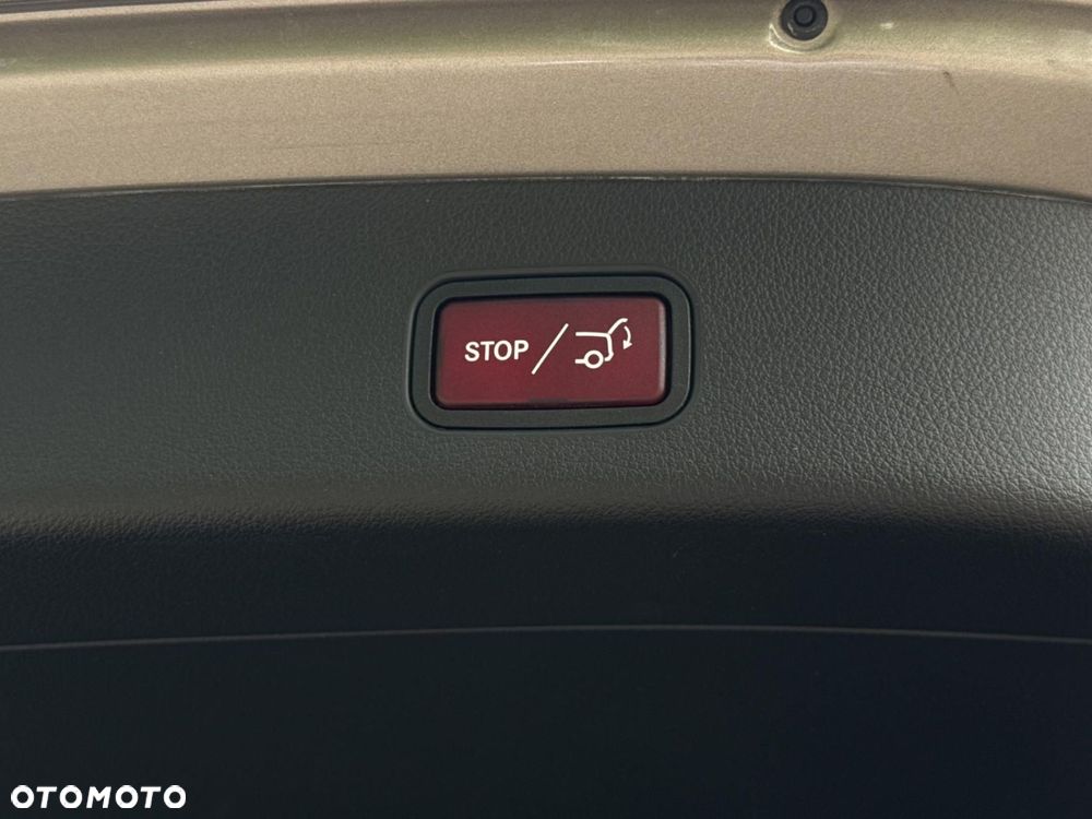 Mercedes-Benz GLC - 23