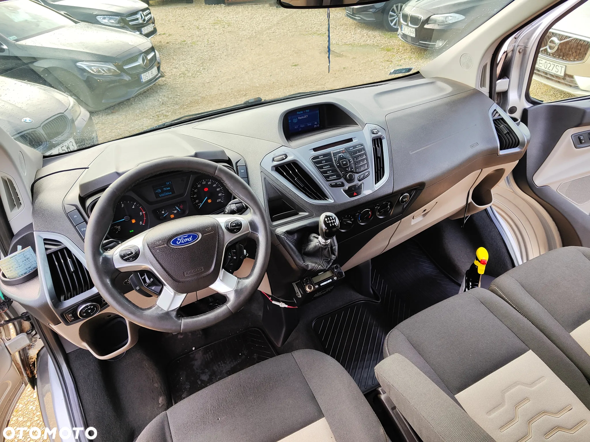 Ford Tourneo Custom - 22