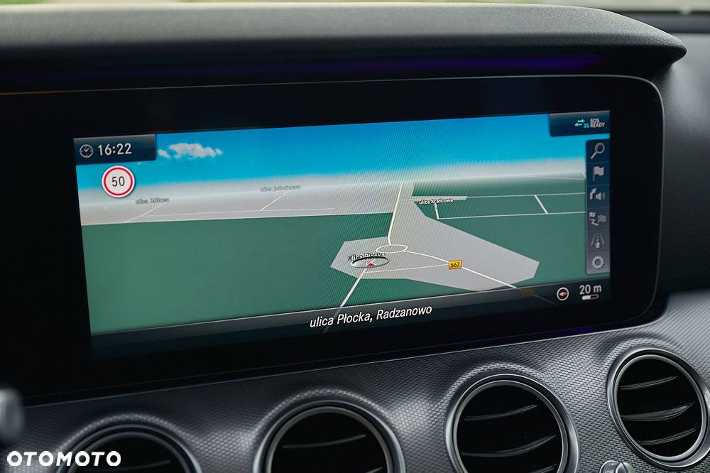 Mercedes-Benz Klasa E 220 d 9G-TRONIC - 27