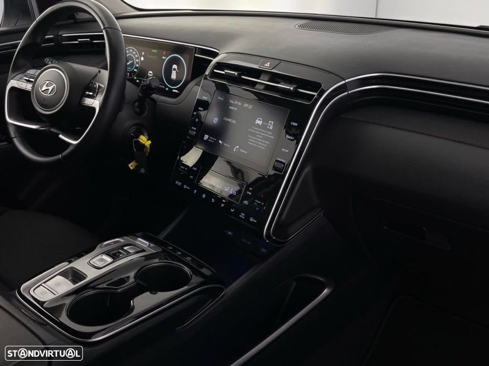 Hyundai Tucson 1.6 T-GDI HEV Premium - 24