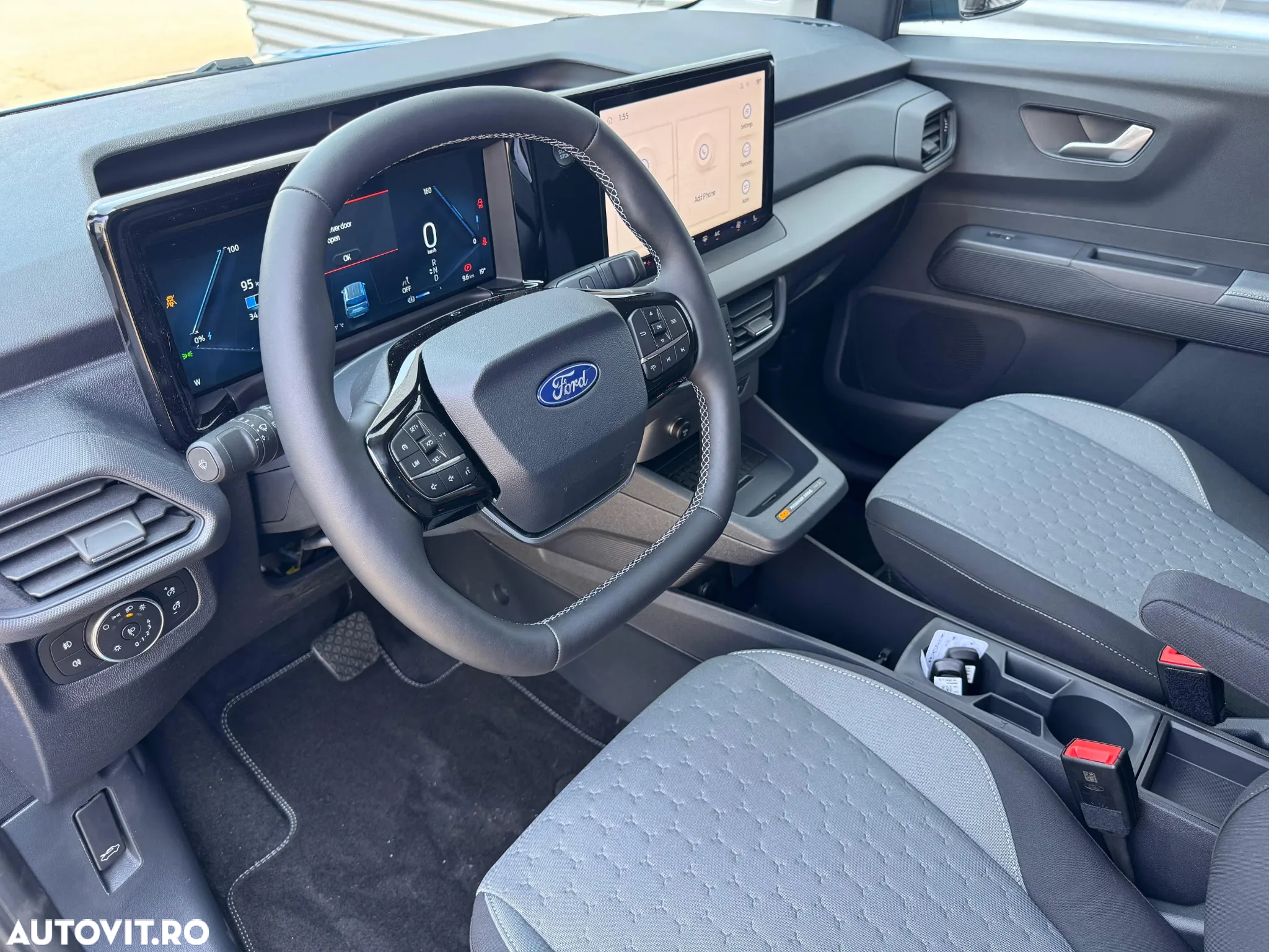 Ford Tourneo Courier - 2