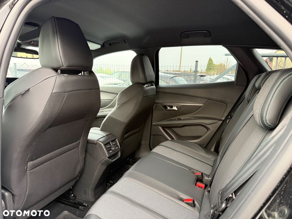 Peugeot 3008 1.2 PureTech GPF Allure S&S - 11