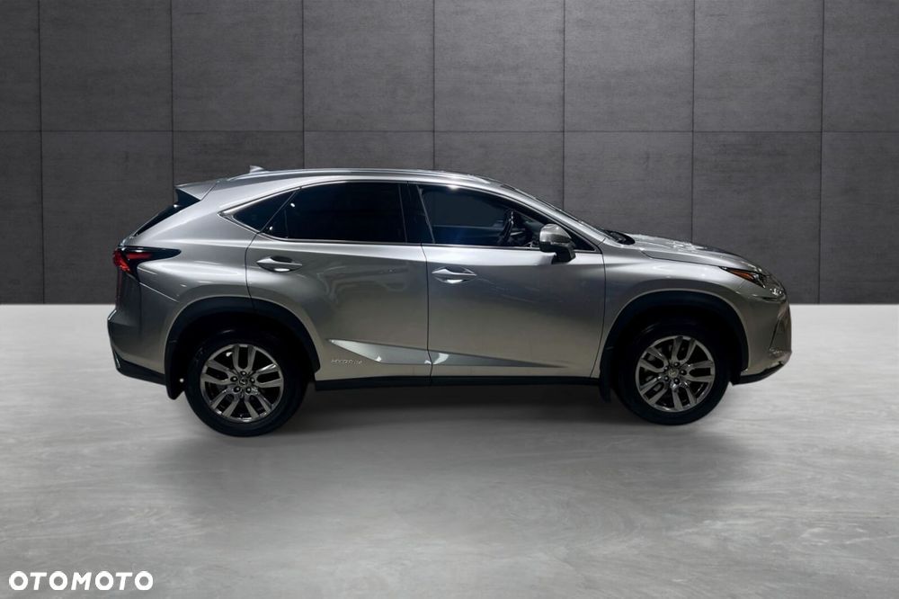 Lexus NX 300h Comfort AWD - 6