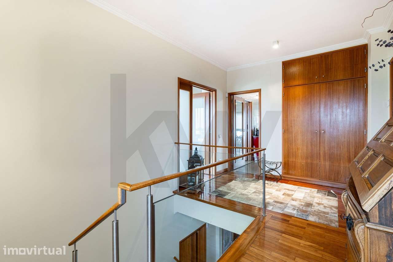 Apartamento T4+2 Duplex Único no Coração de São João da Madeira - Grande imagem: 4/45