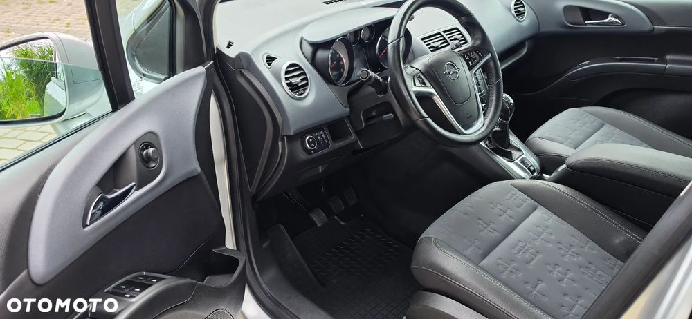 Opel Meriva - 12