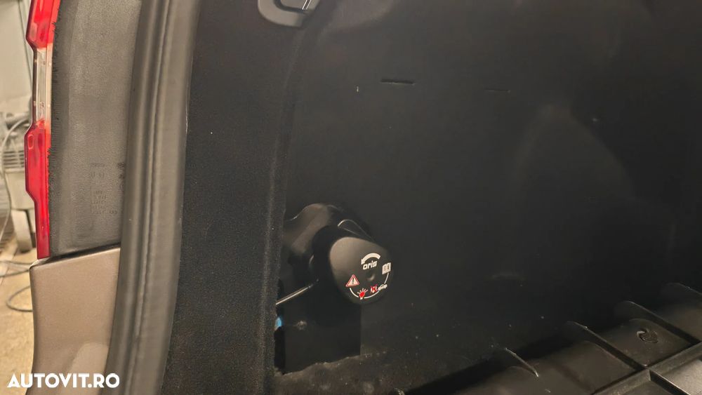 Mercedes-Benz E 200 T CDI DPF BlueEFFICIENCY Automatik - 14