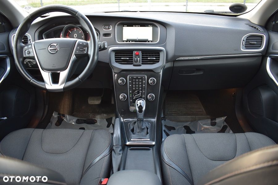 Volvo V40 Cross Country D3 Drive-E SCR Dynamic Edition - 5