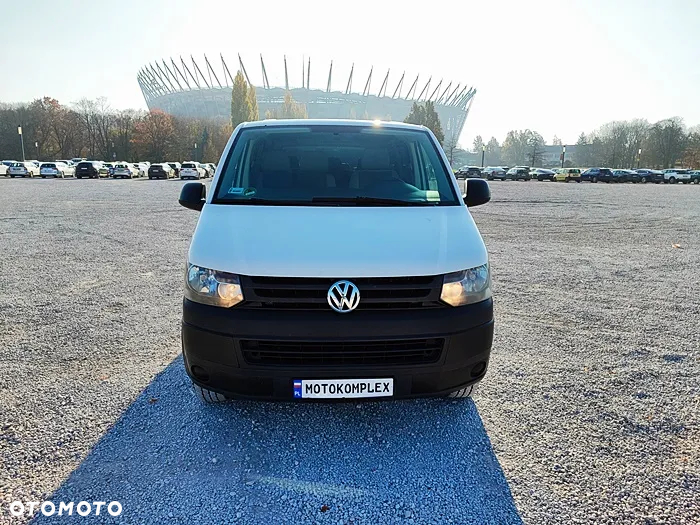 Volkswagen Caravelle - 20