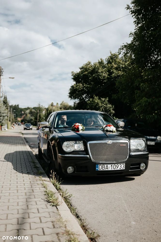 Chrysler 300C 5.7 V8 Hemi - 10