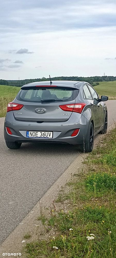 Hyundai i30 1.4 CRDi Advantage - 3