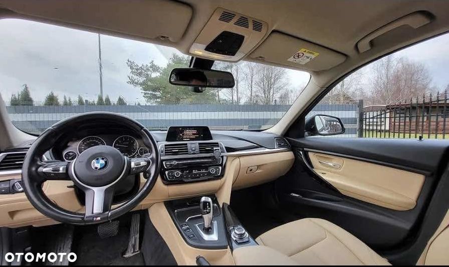 BMW Seria 3 318i - 5
