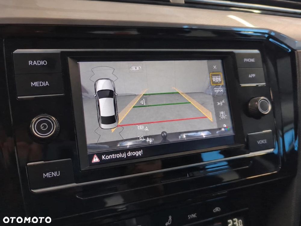 Volkswagen Passat 1.5 TSI EVO Business DSG - 11