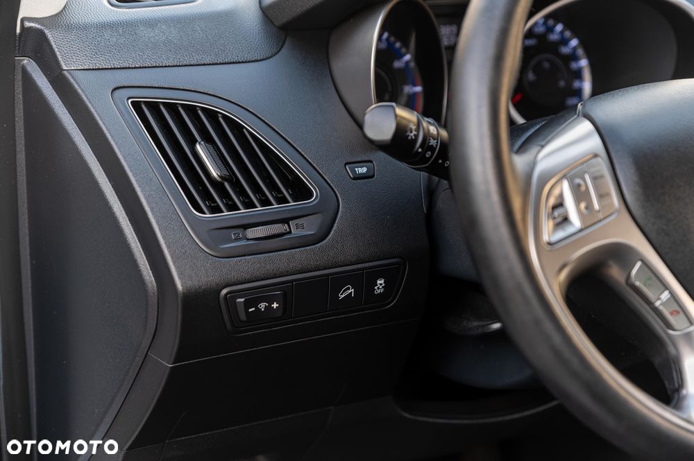 Hyundai ix35 2.0 Premium 2WD - 22