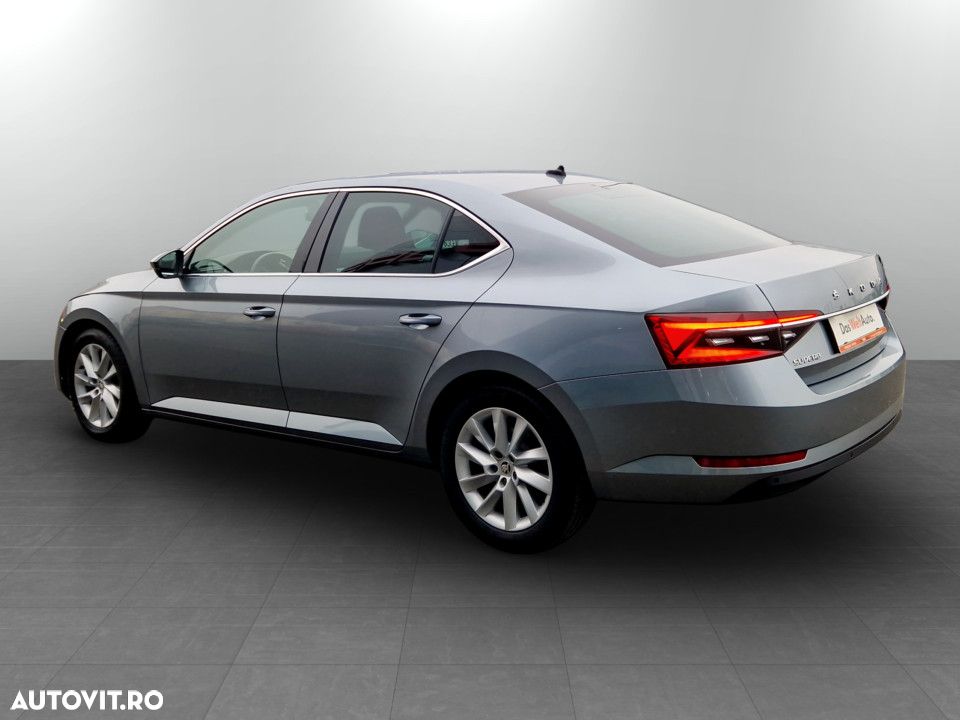 Skoda Superb 2.0 TDI DSG Ambition - 7