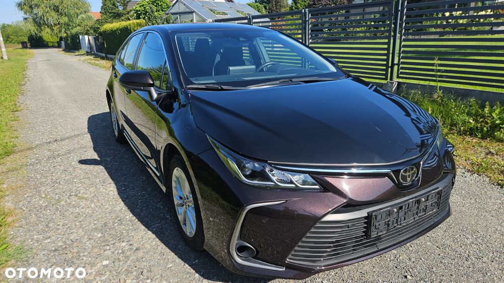 Toyota Corolla - 1