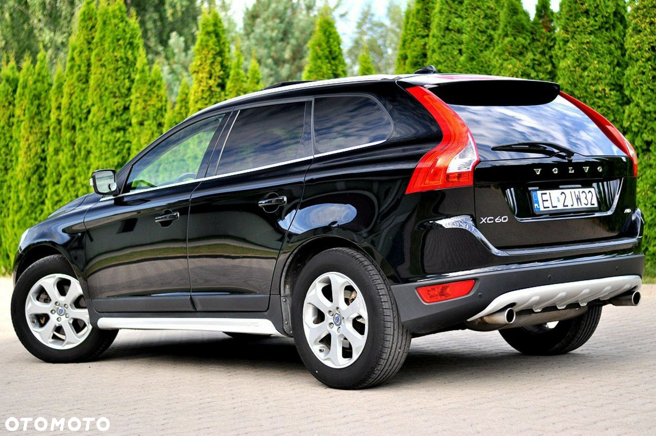 Volvo XC 60 - 30
