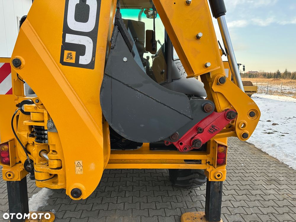 JCB 3CX Contractor - 14
