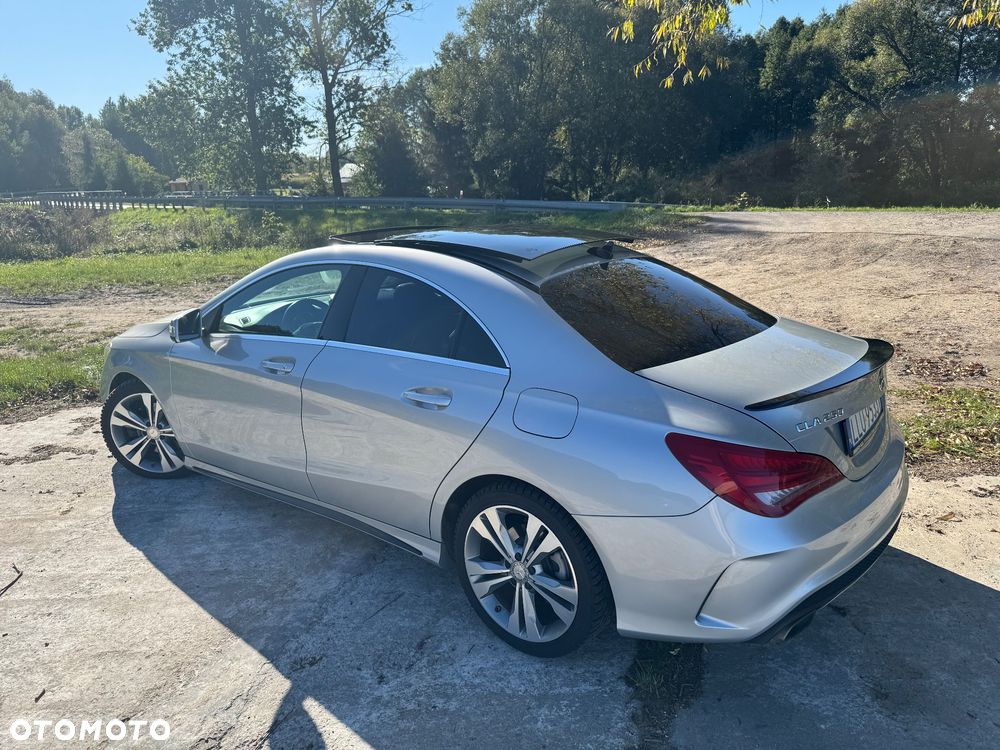 Mercedes-Benz CLA 250 7G-DCT Sport - 8