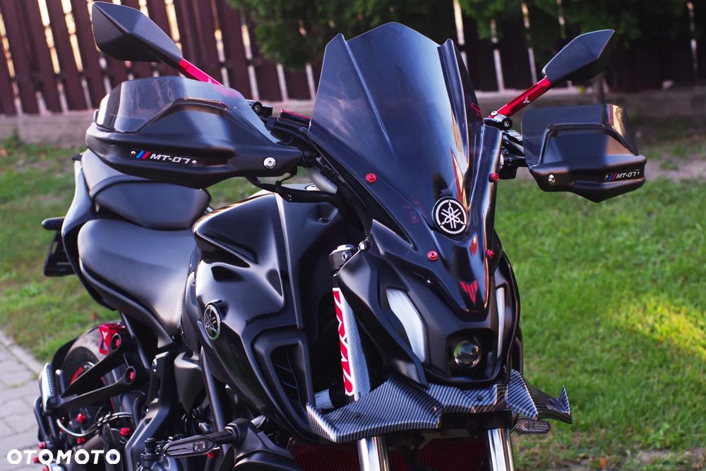 Yamaha MT - 9