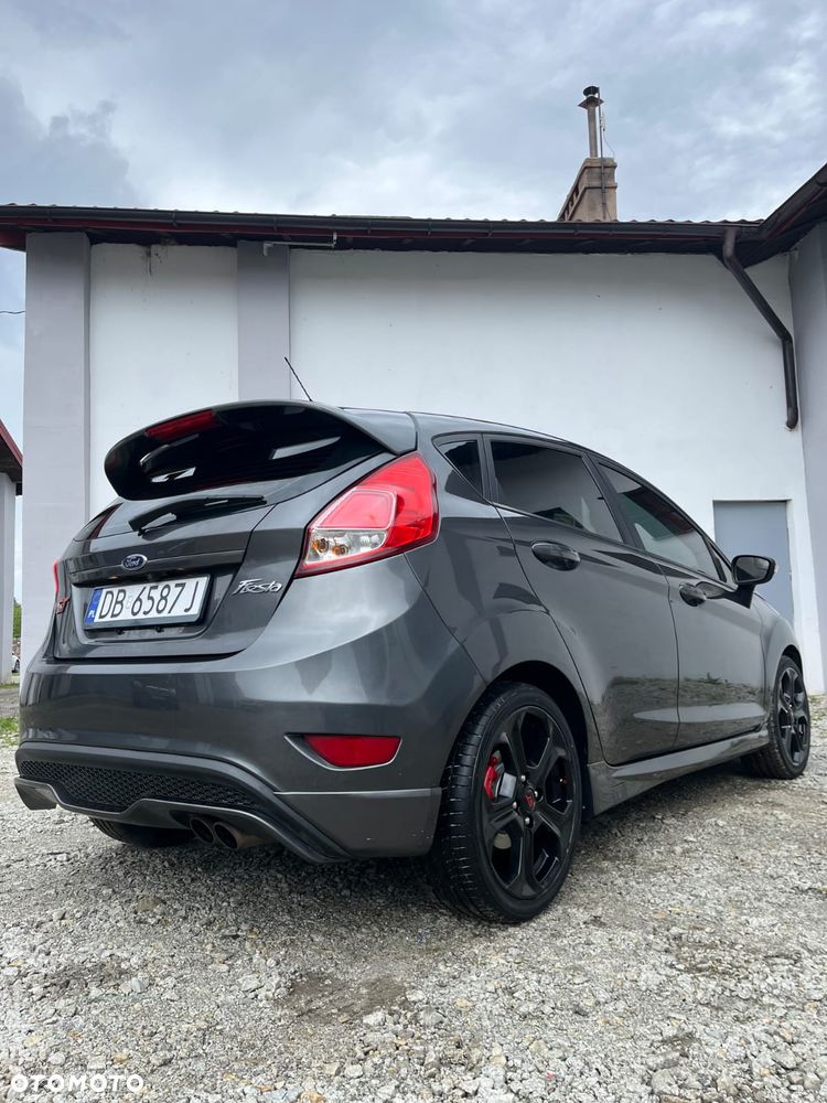 Ford Fiesta ST200 - 4
