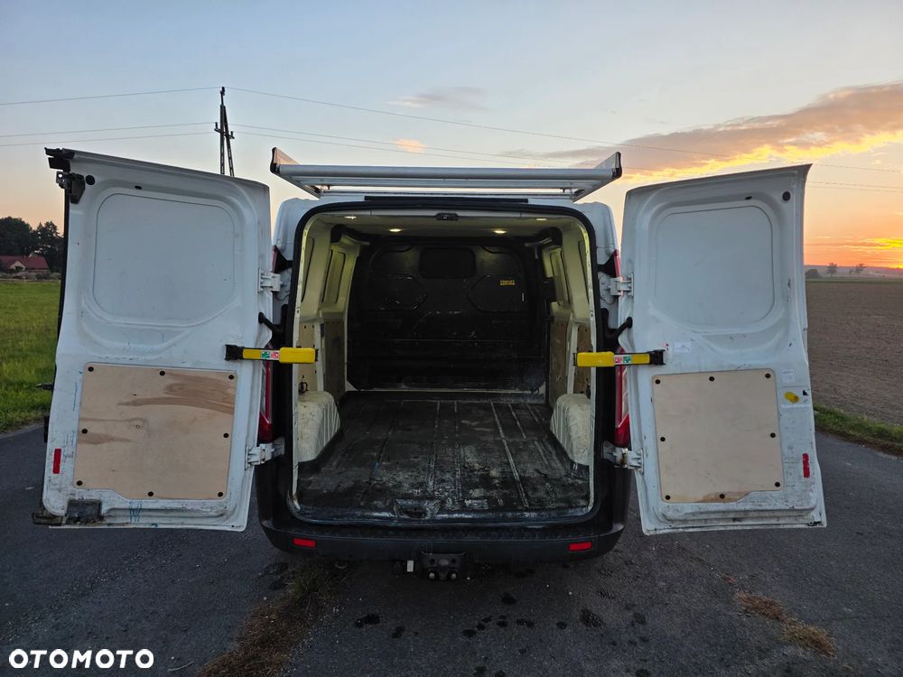 Ford Transit Custom - 22