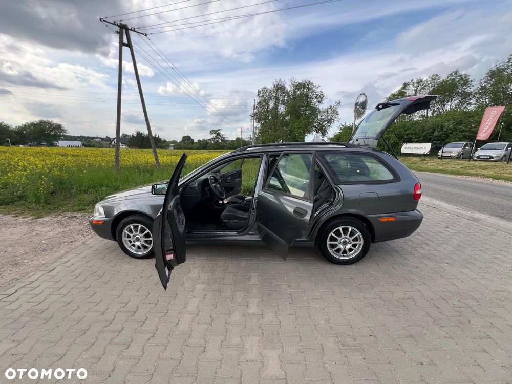 Volvo V40 - 35