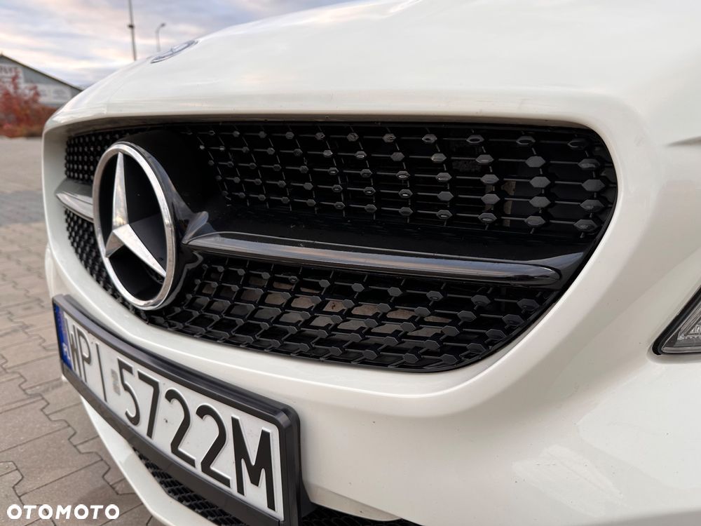 Mercedes-Benz CLA - 21