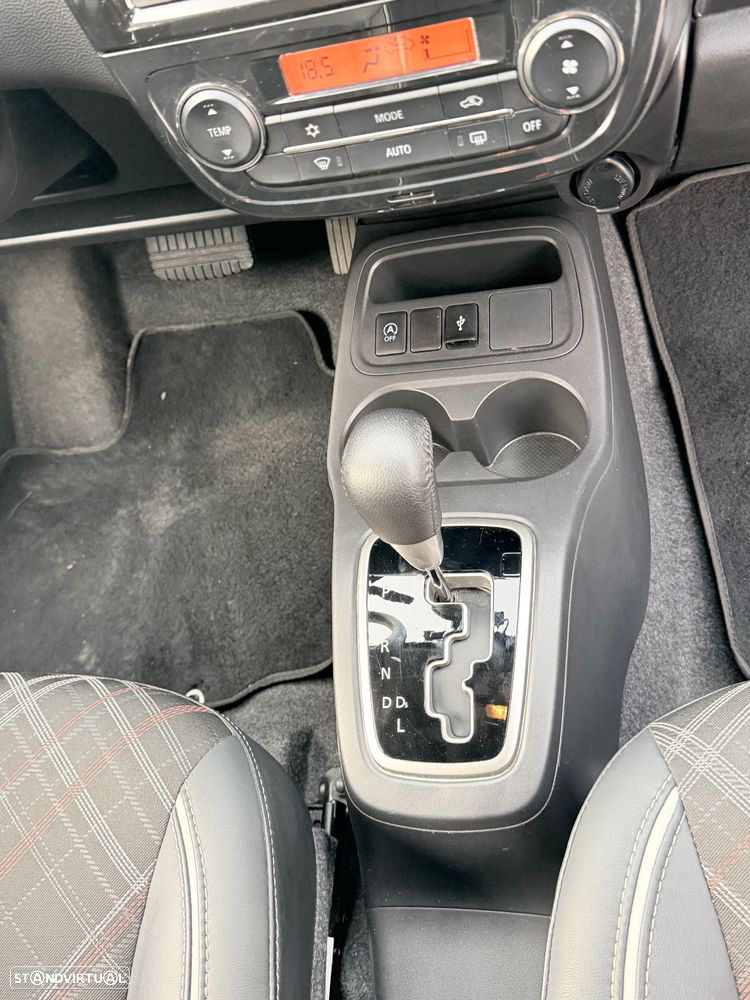 Mitsubishi Space Star 1.2 Connect Edition CVT - 18