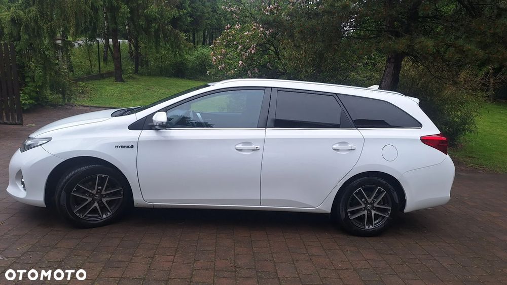 Toyota Auris - 4