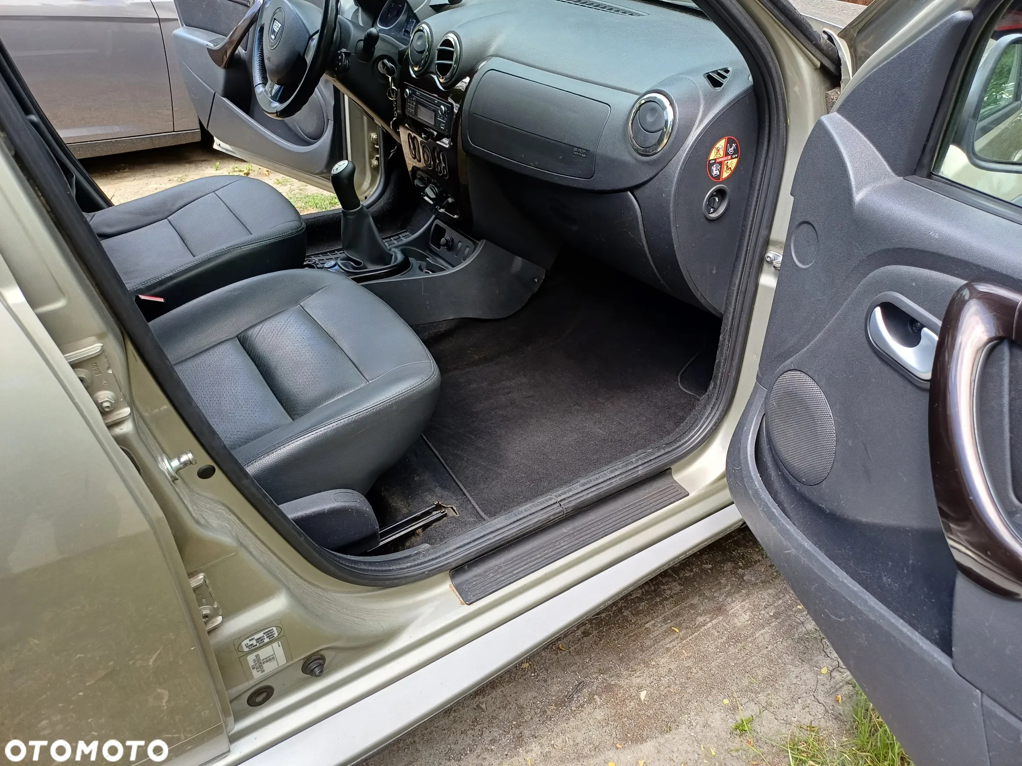 Dacia Duster 1.6 16V 4x2 - 21