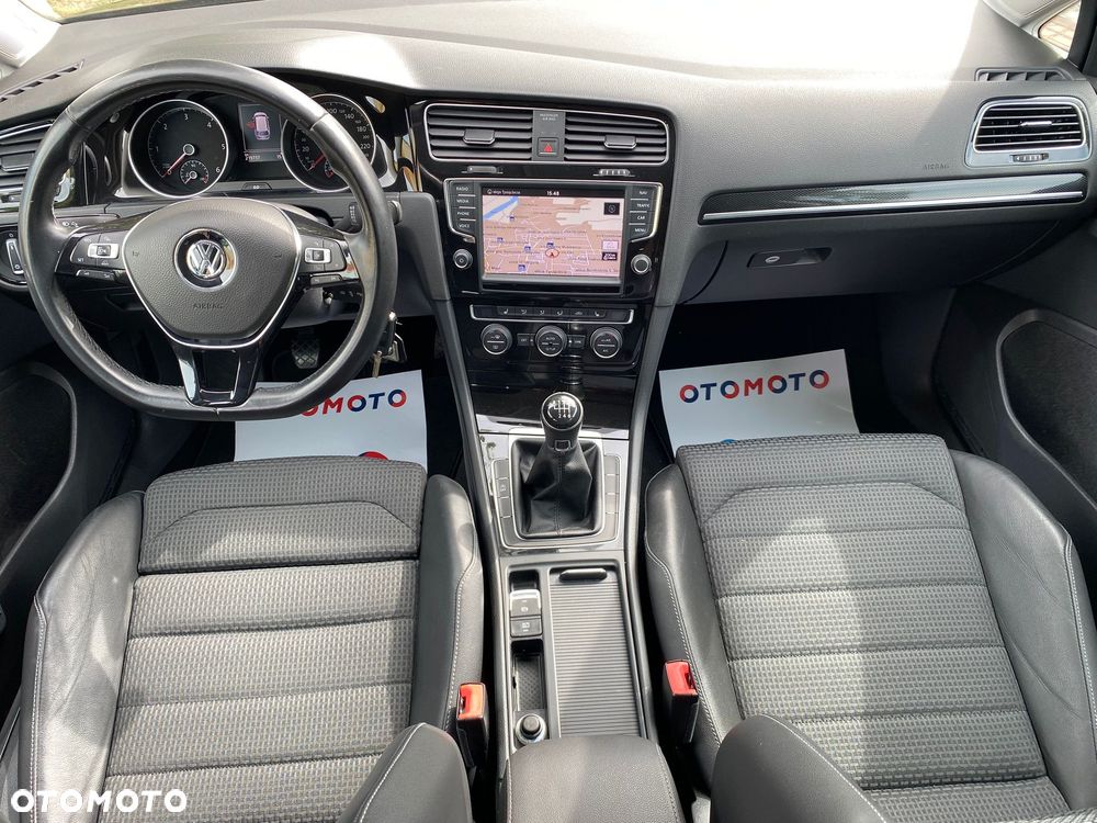 Volkswagen Golf 2.0 BlueTDI Highline - 11