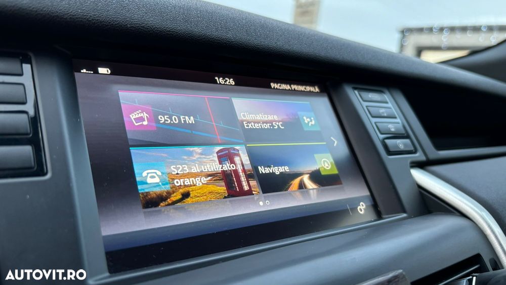 Land Rover Discovery Sport - 10