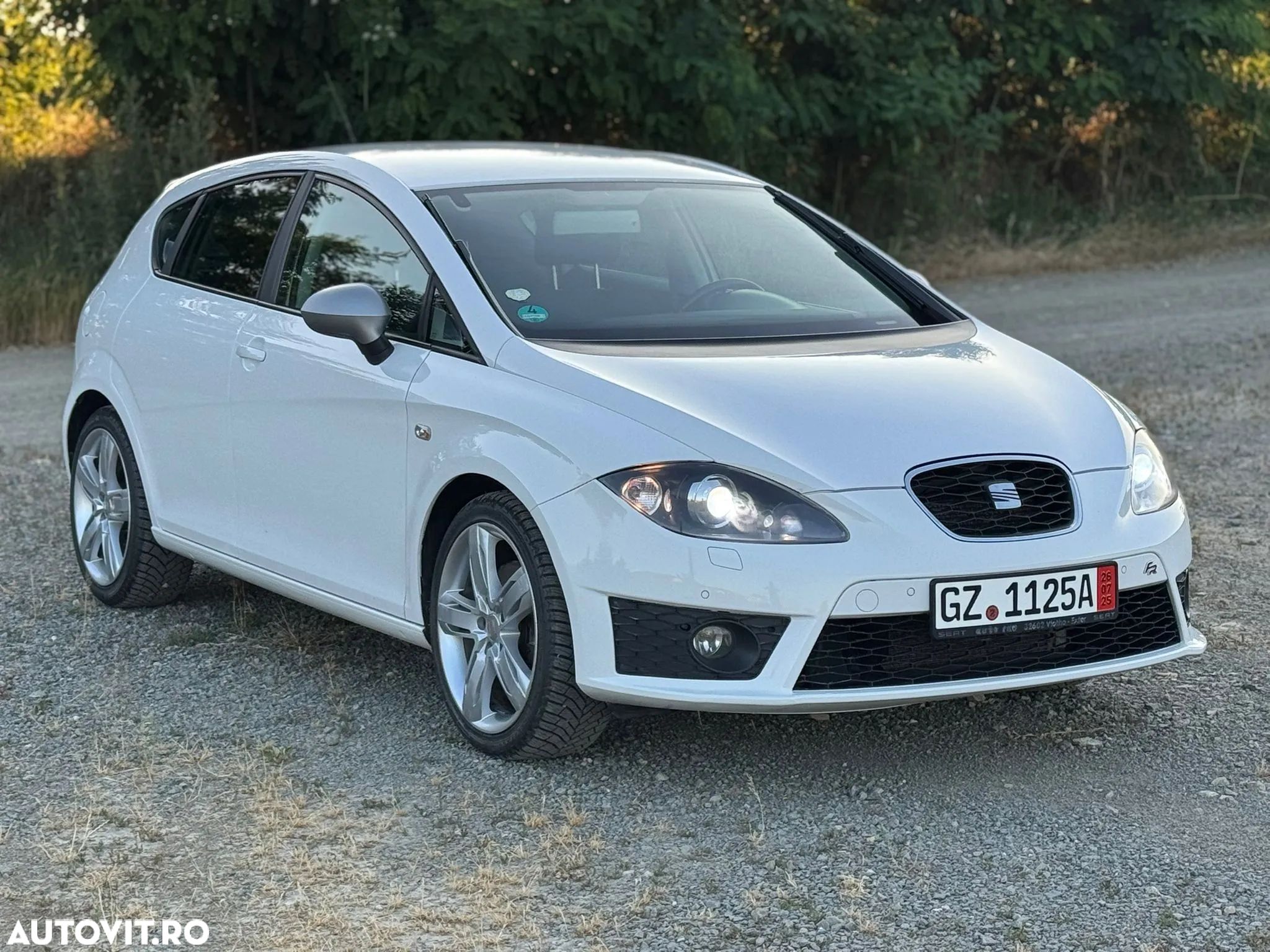 Seat Leon 2.0 TDI FR DSG - 1