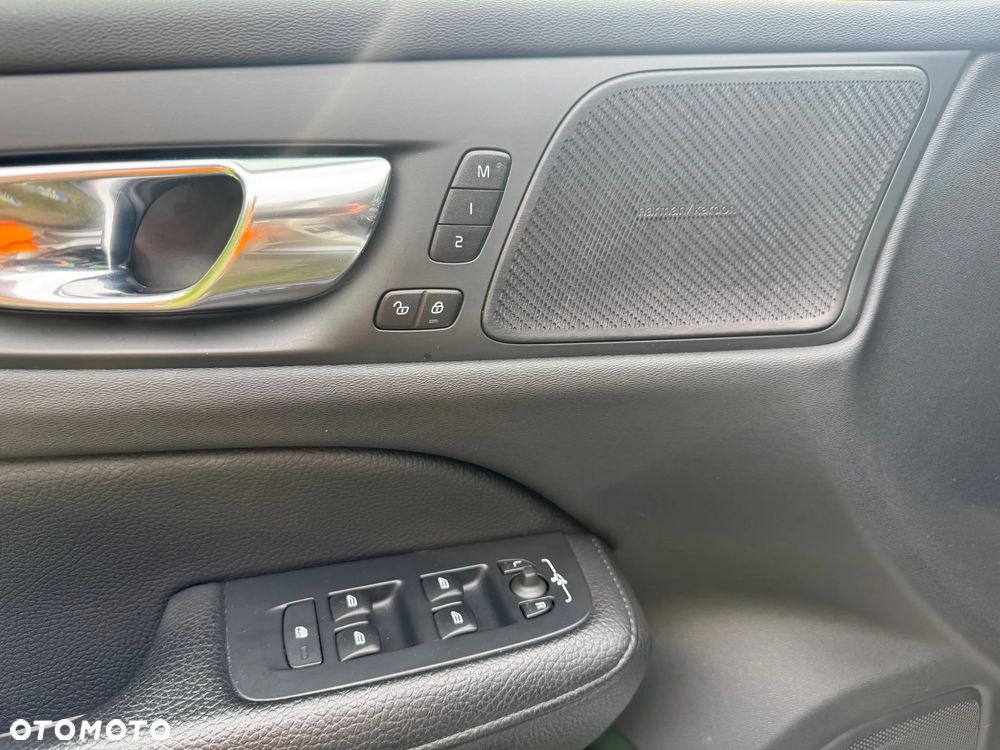 Volvo V60 B4 D Geartronic Inscription - 19