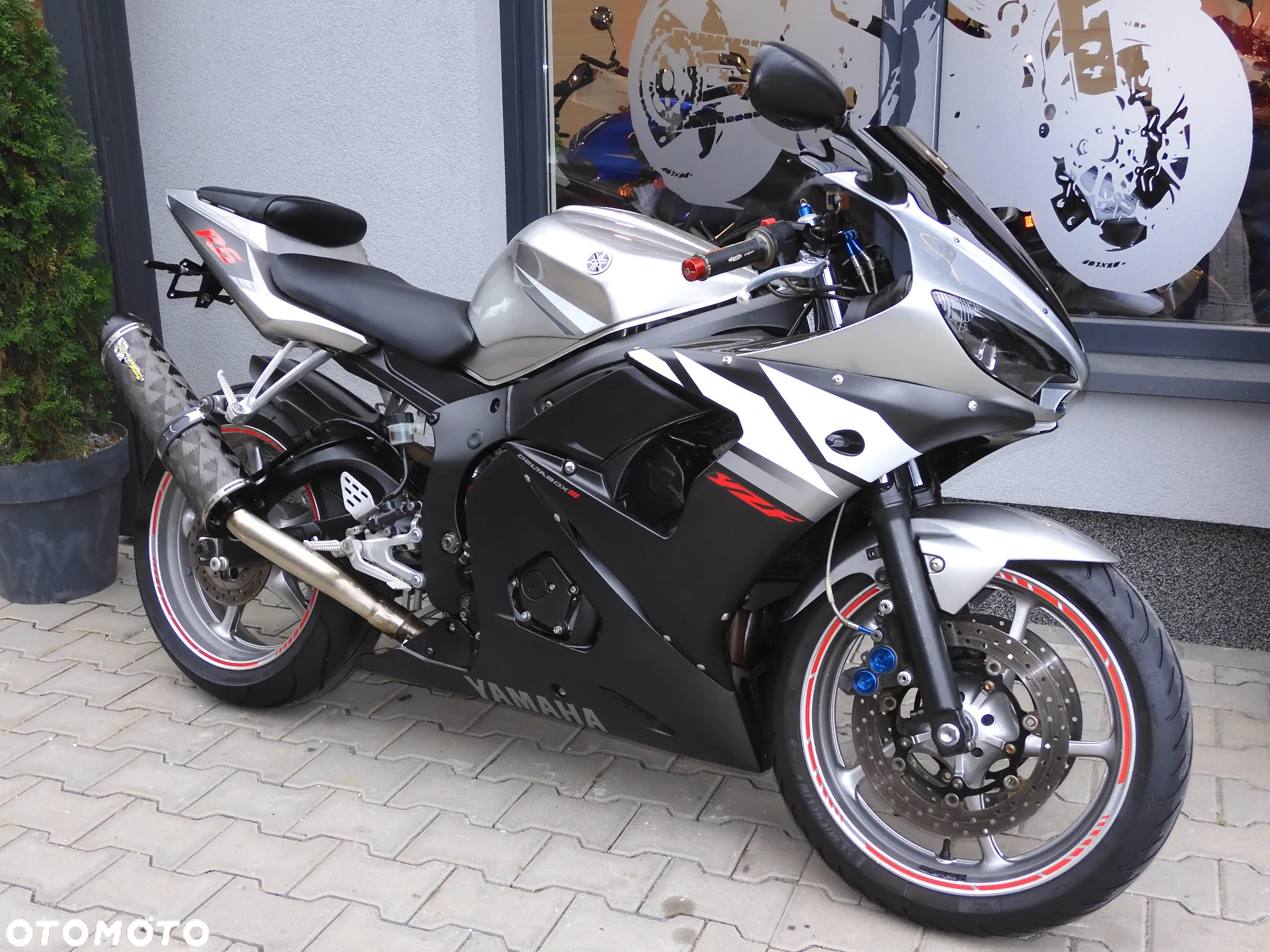 Yamaha R6 - 2