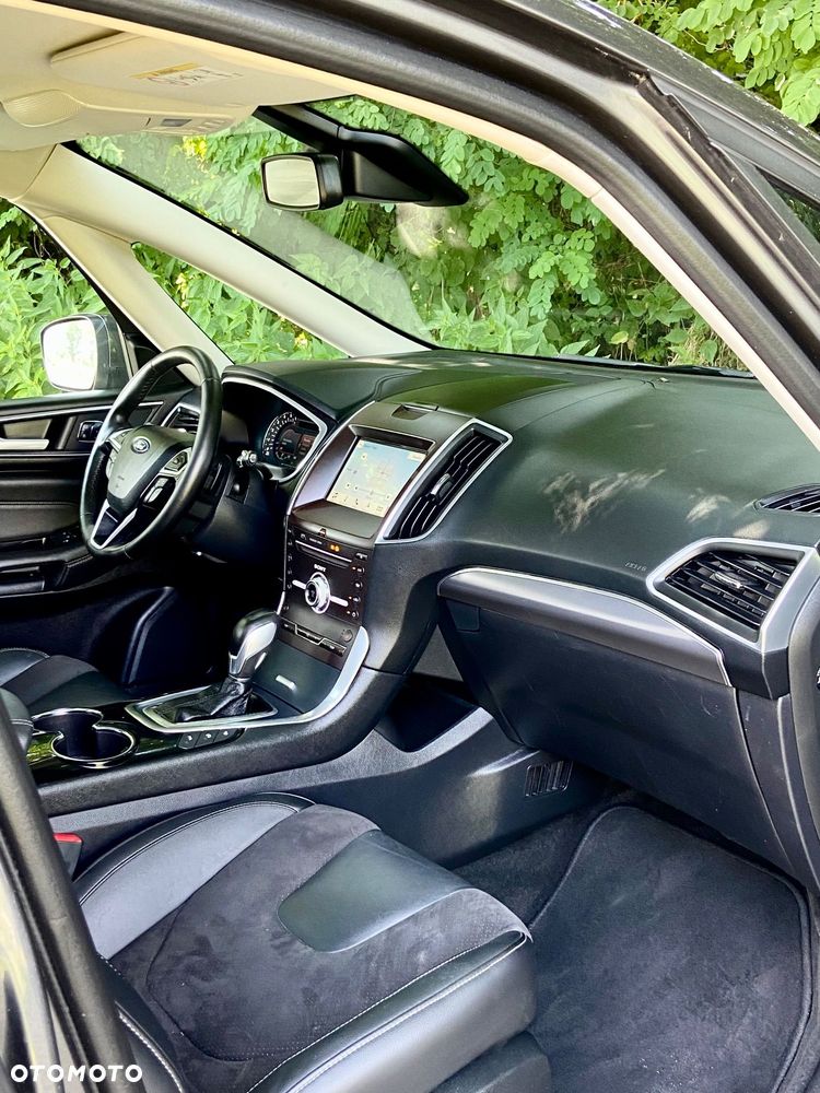 Ford Galaxy - 18