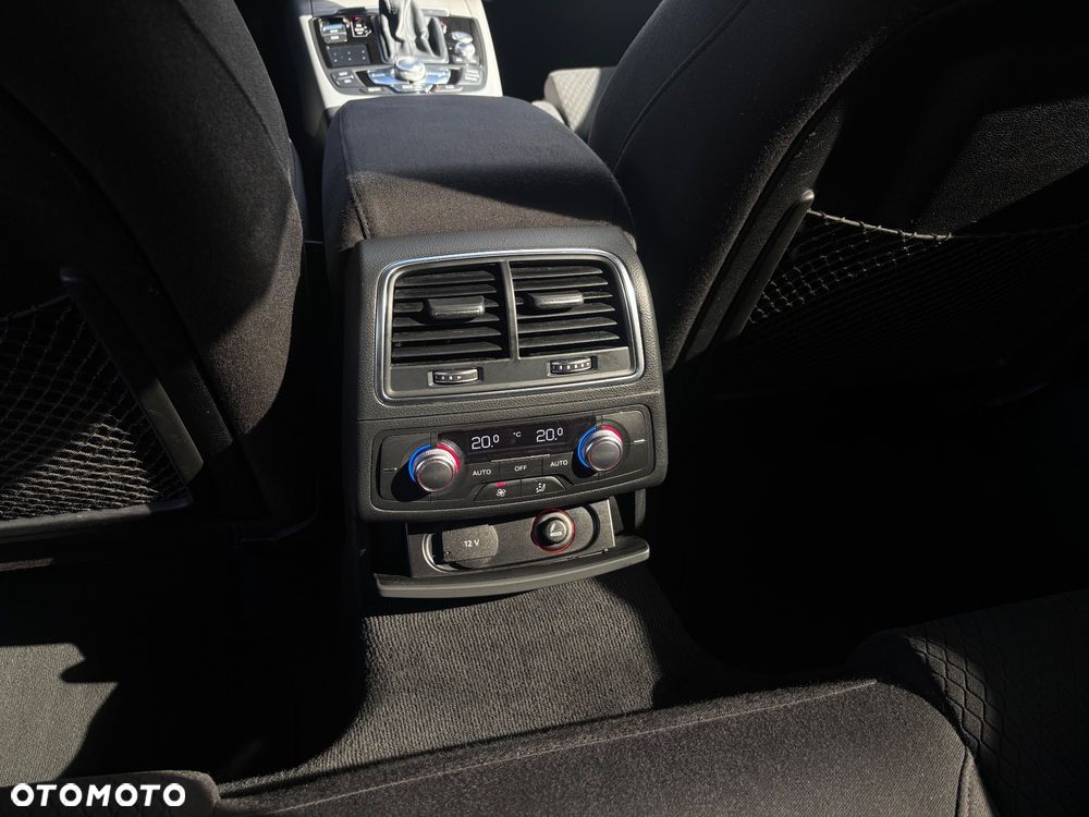 Audi A6 Avant 2.0 TDI Ultra S tronic - 15