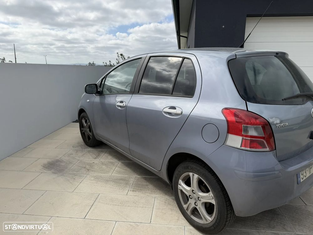 Toyota Yaris 1.33 VVT-i Comfort - 3