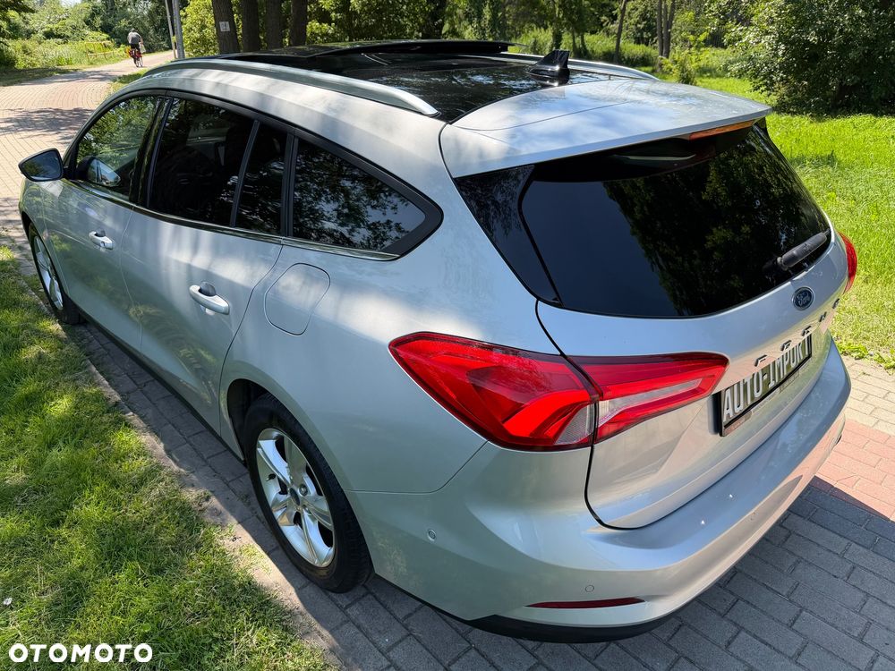 Ford Focus 1.0 EcoBoost STart-Stopp-System TITANIUM X - 35