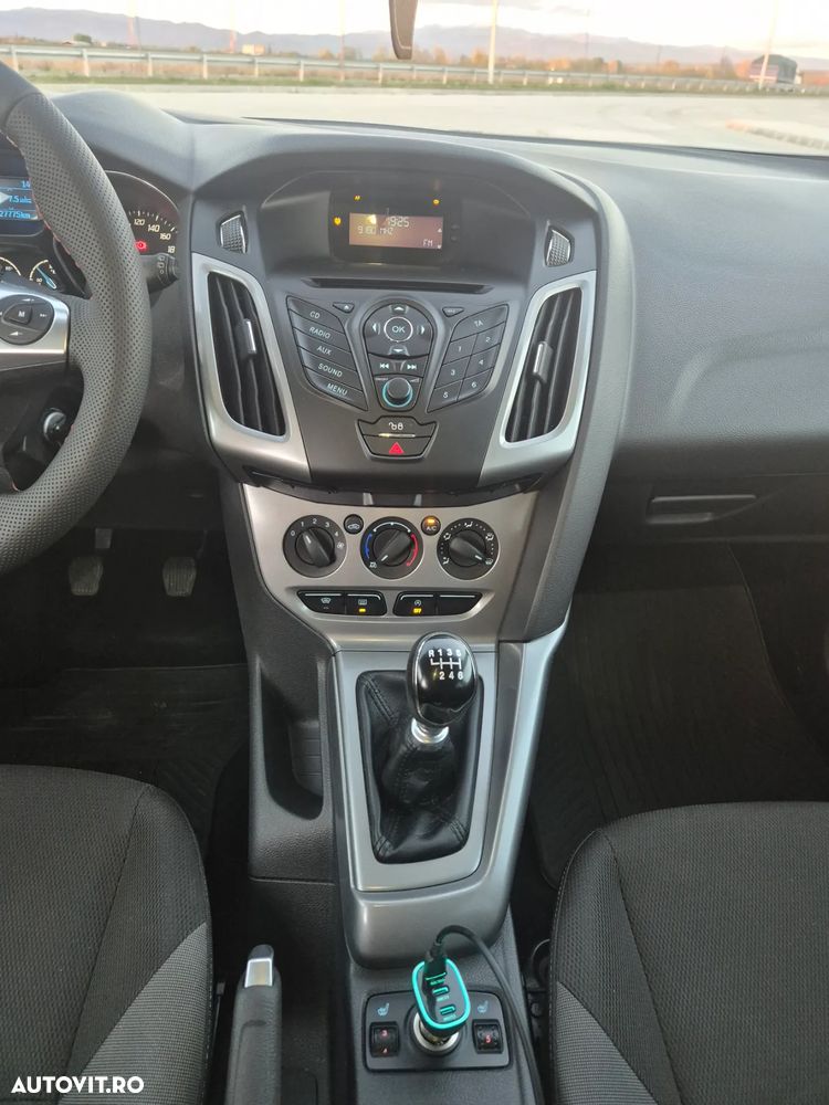 Ford Focus 1.6 EcoBoost Start-Stopp-System SYNC Edition - 18