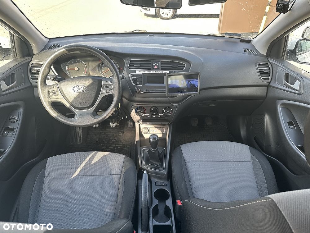 Hyundai i20 1.2 Classic Plus - 12