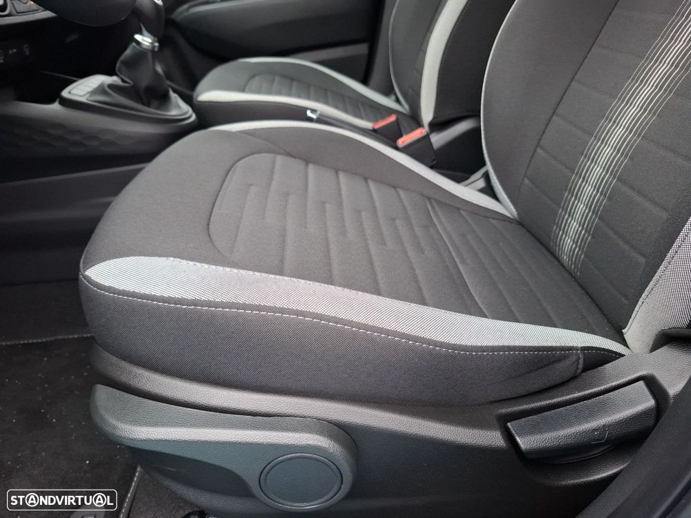 Hyundai i10 1.0 Comfort — fotografia 12