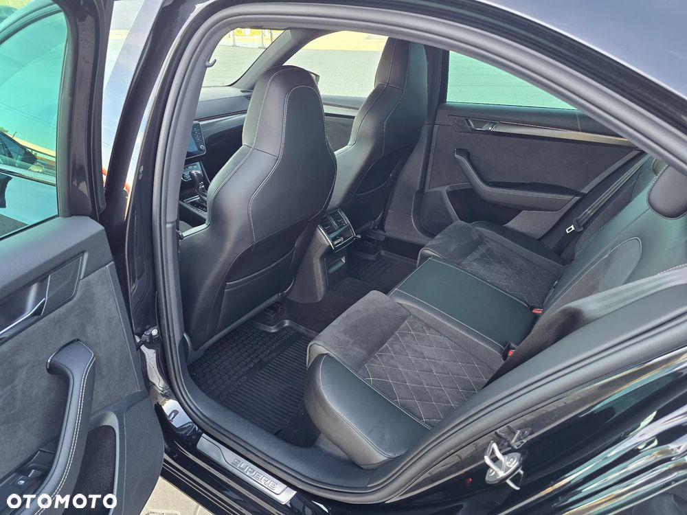 Skoda Superb 2.0 TDI SCR Sportline DSG - 13