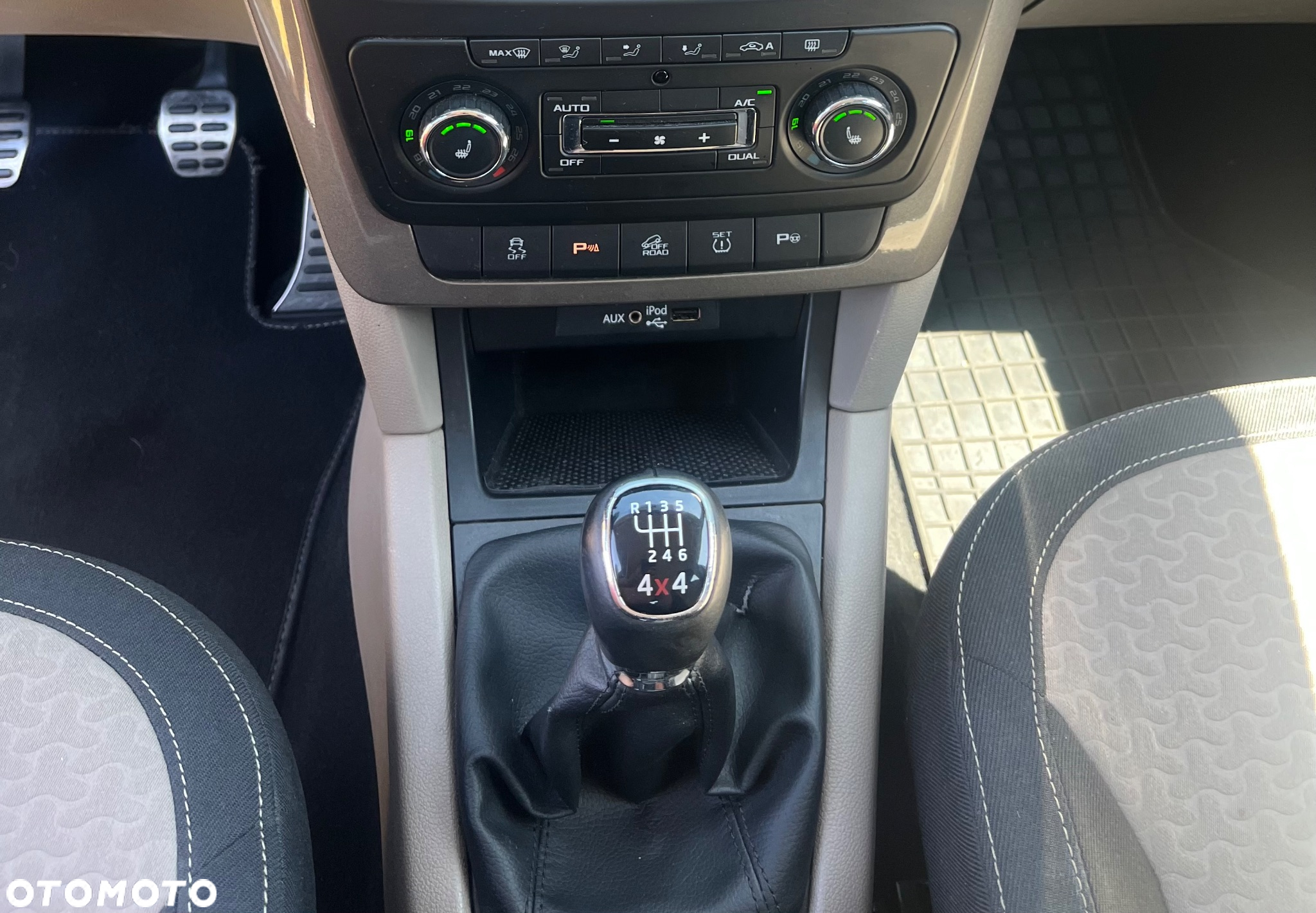 Skoda Yeti 2.0 TDI DPF 4x4 Elegance - 17