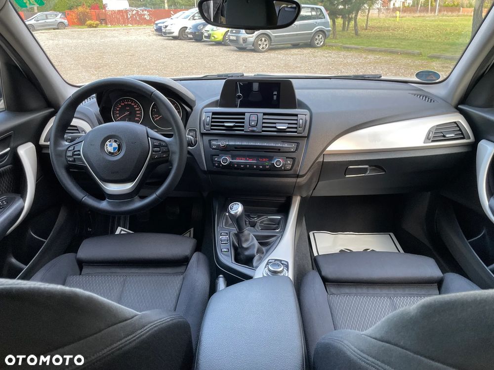 BMW Seria 1 116i - 14